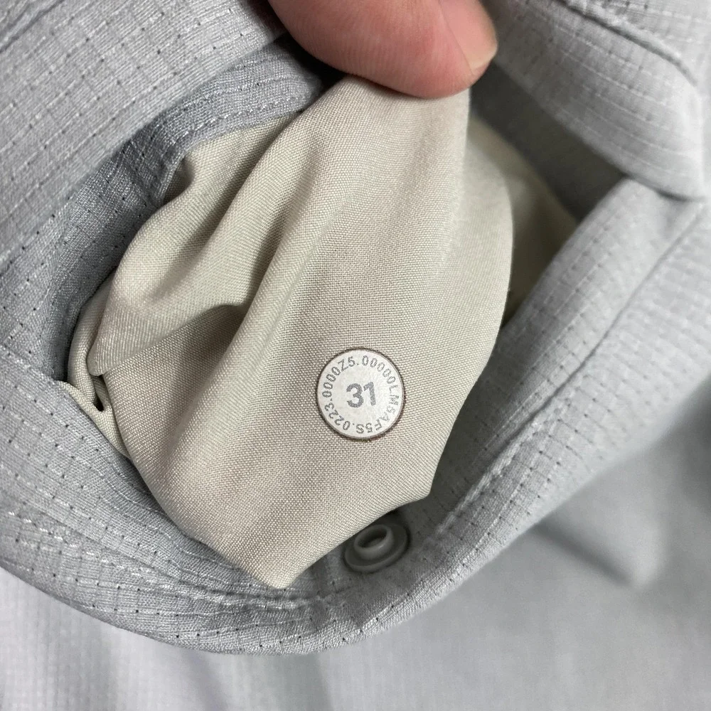 Lululemon‎ Pants Mens 31 Gray Tech Chino Zip Pocket Athletic Stretch Logo Golf
